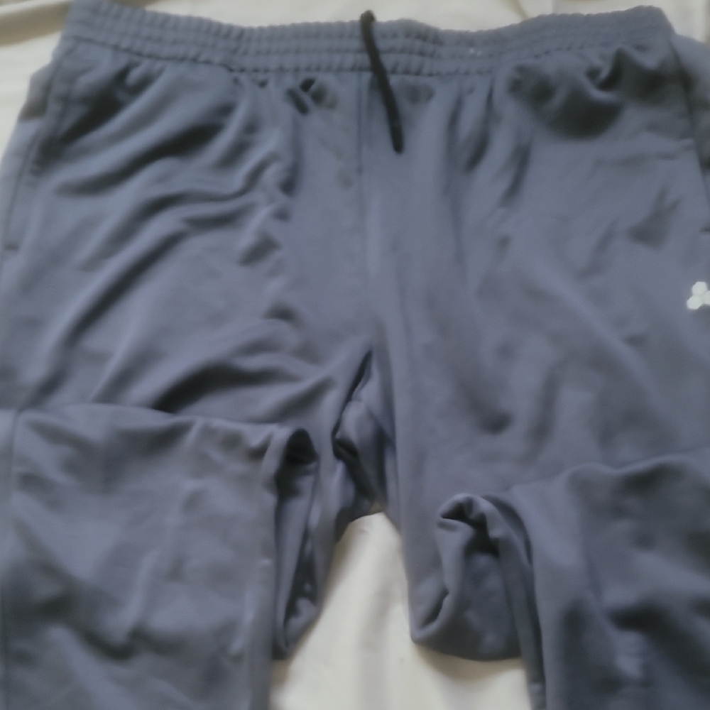 Tek Gear Gray Sweatpants with Elastic Waistband